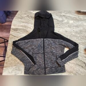 Live Love Dream Women’s XS Full Zip Hoodie Black Gray Athleisure Colorblock LLD